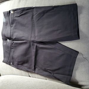 Raffaella Capri Pants Black Brand New With Tag Size 10